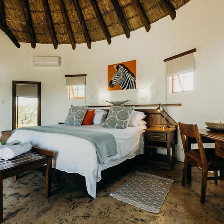 Linton Mopane Bush Lodge מראה חיצוני תמונה