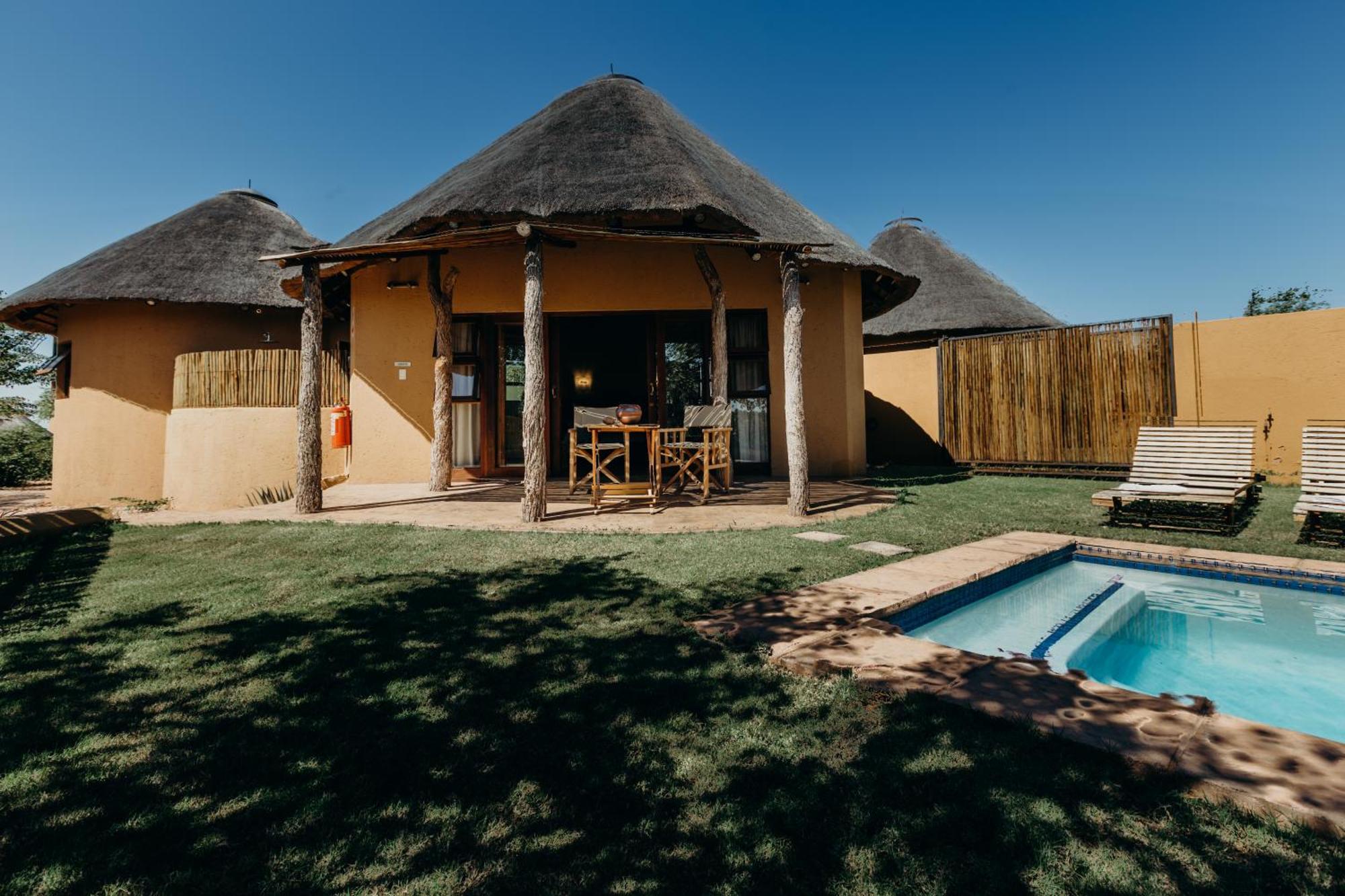 Linton Mopane Bush Lodge מראה חיצוני תמונה