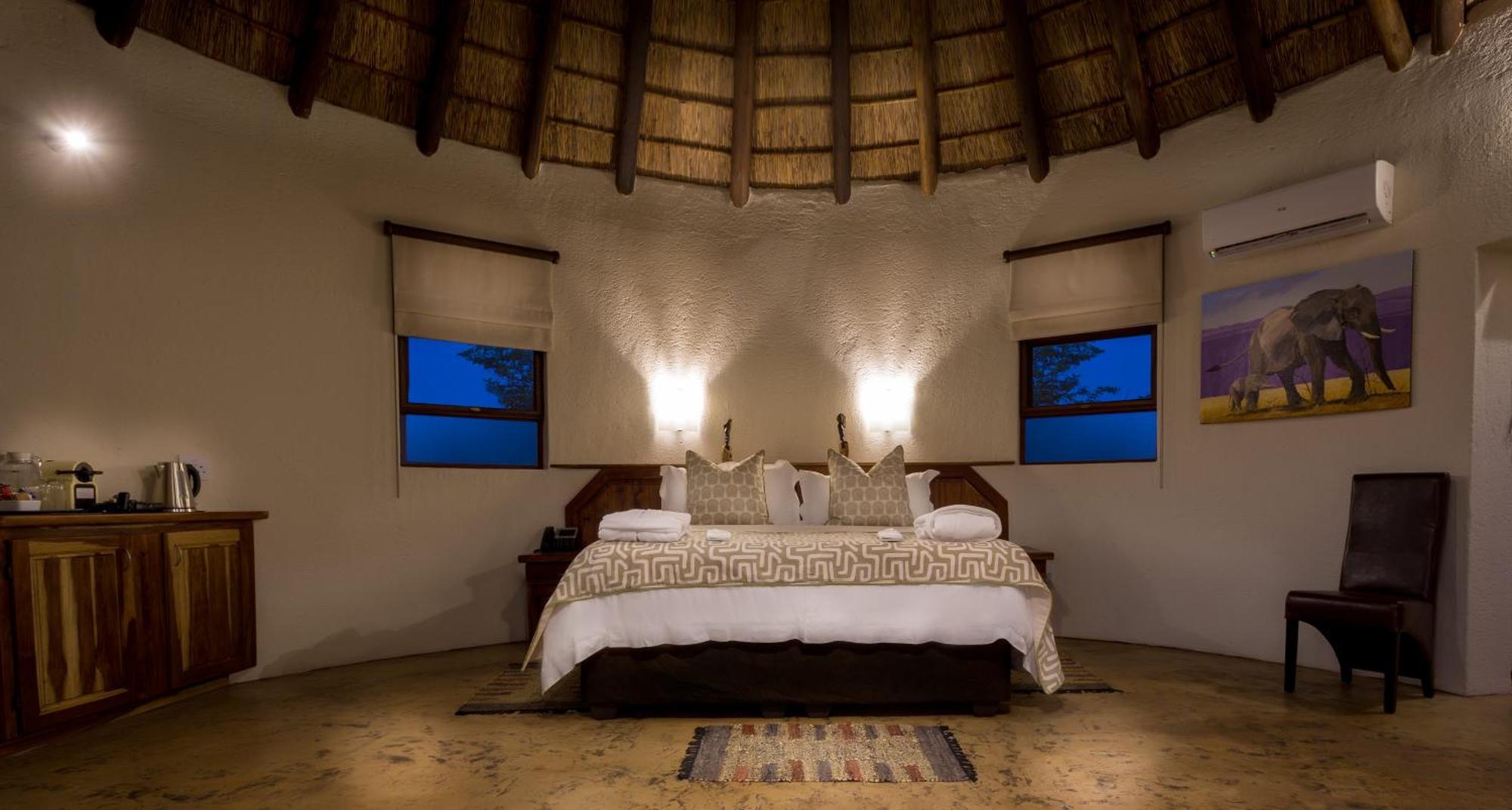 Linton Mopane Bush Lodge מראה חיצוני תמונה