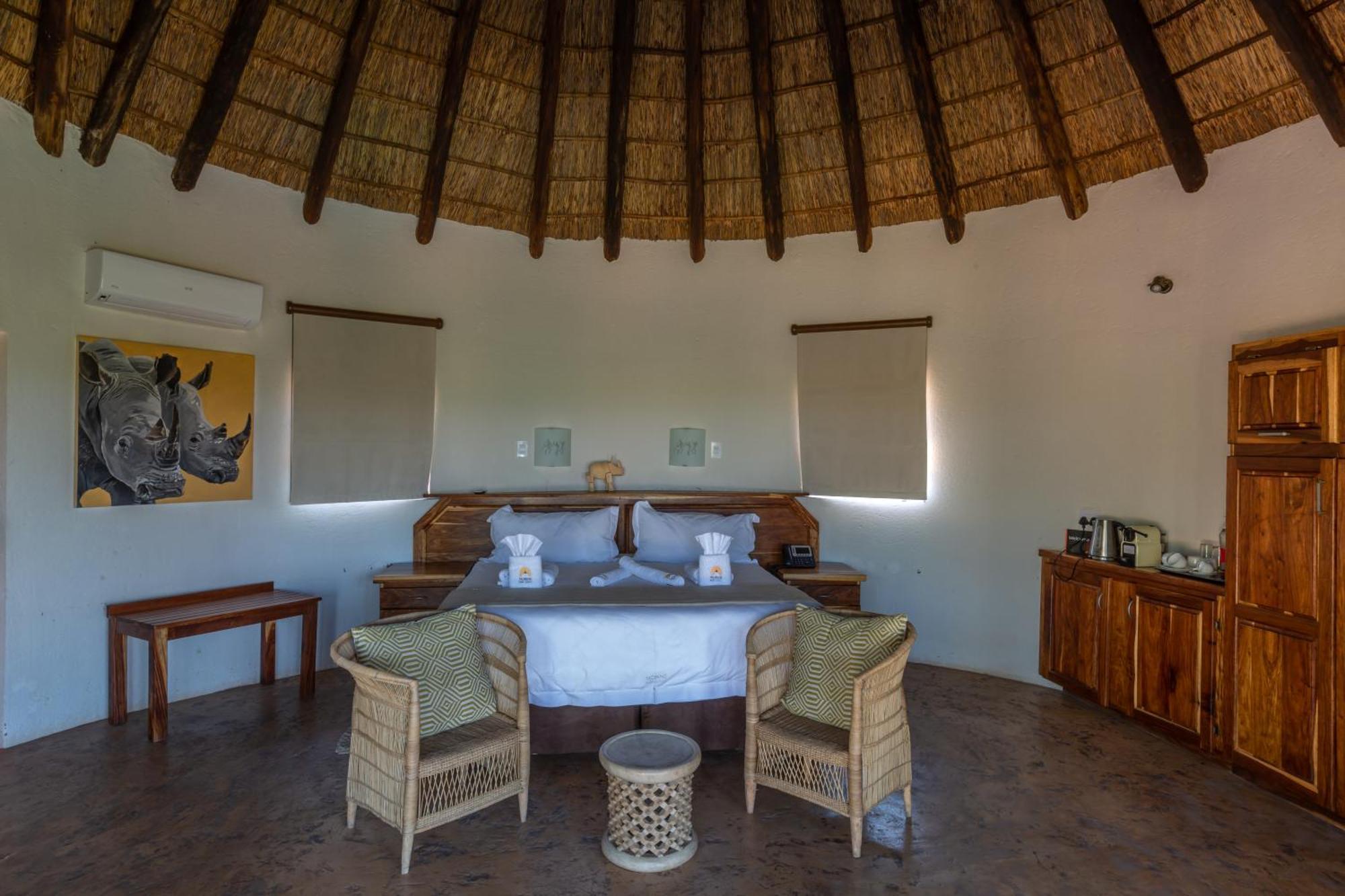 Linton Mopane Bush Lodge מראה חיצוני תמונה