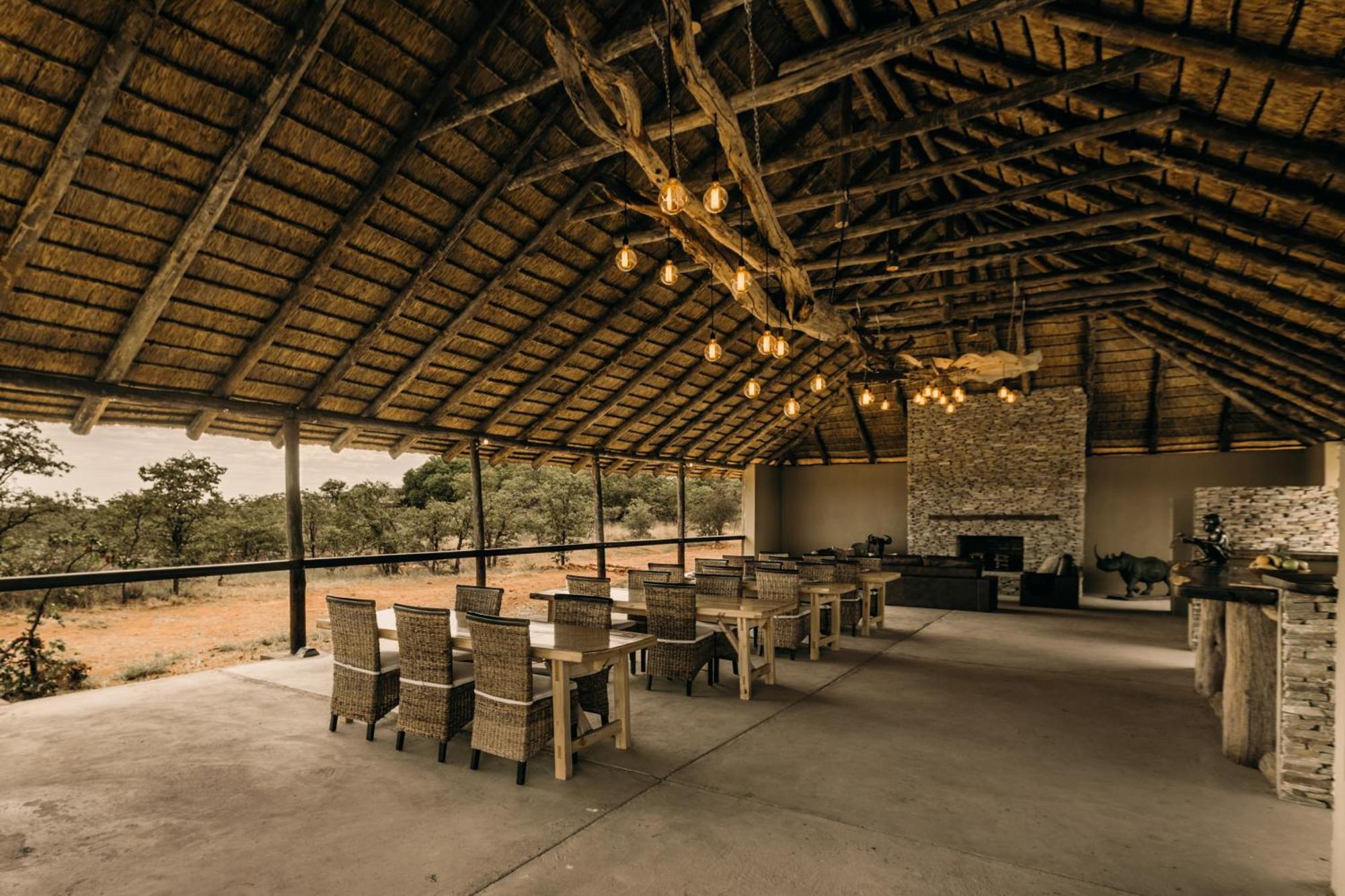Linton Mopane Bush Lodge מראה חיצוני תמונה