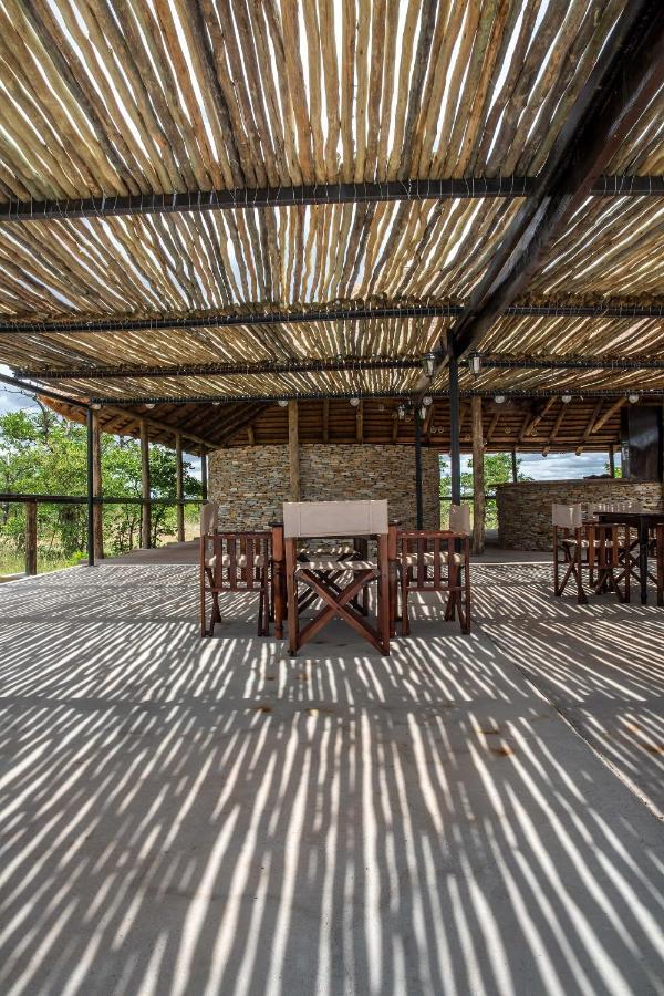Linton Mopane Bush Lodge מראה חיצוני תמונה