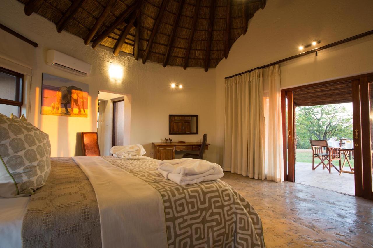 Linton Mopane Bush Lodge מראה חיצוני תמונה